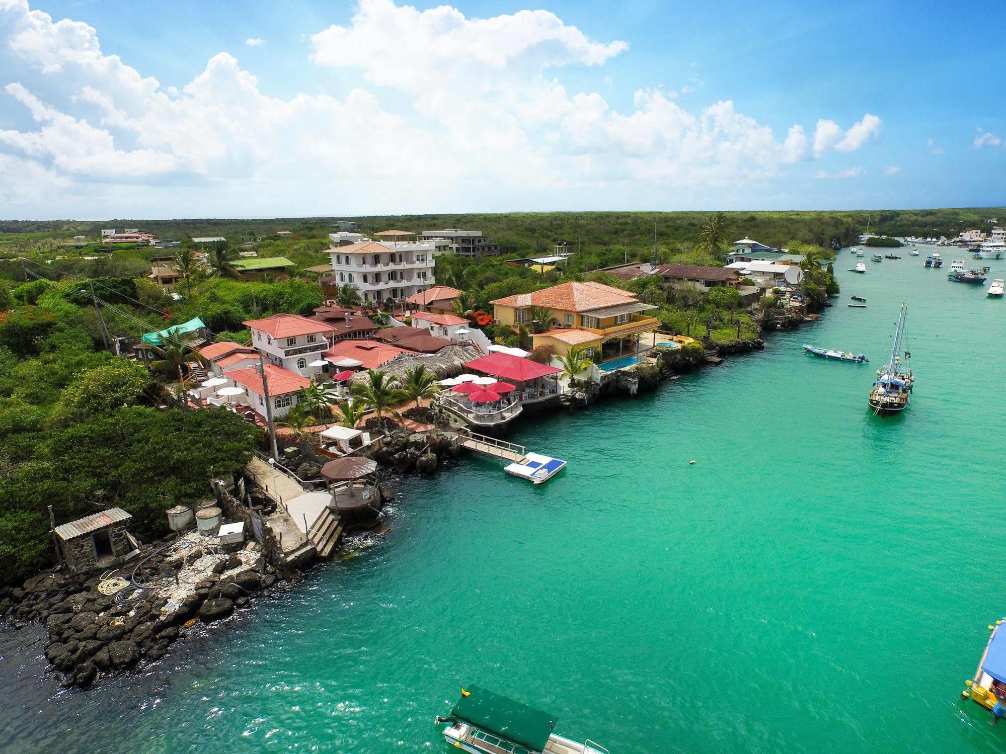 Hotel Angermeyer Waterfront Inn Пуерто-Айора Екстер'єр фото